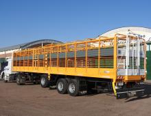 Semirremolque Jaula p/Cerdo Doble Piso